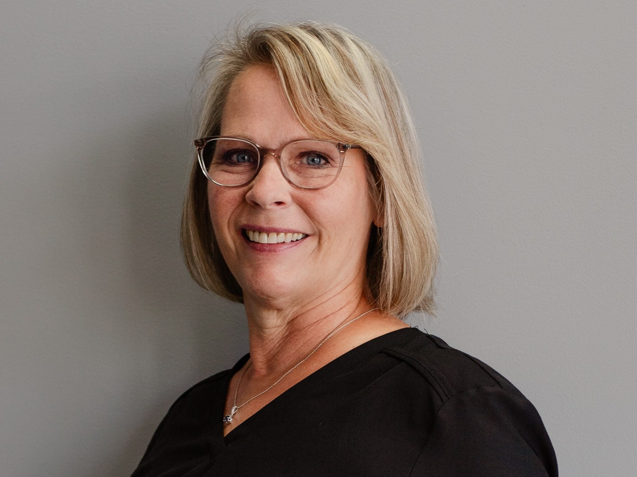 Linda : Expanded Function Dental Assistant